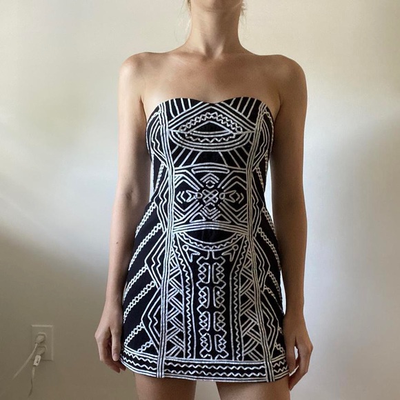 Free People Dresses & Skirts - Free People strapless mini dress